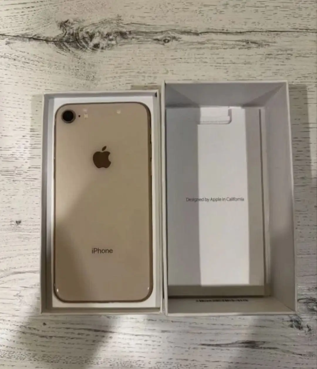iPhone 8 64GB - Смартфоны и телефоны (Электроника) в Екатеринбург