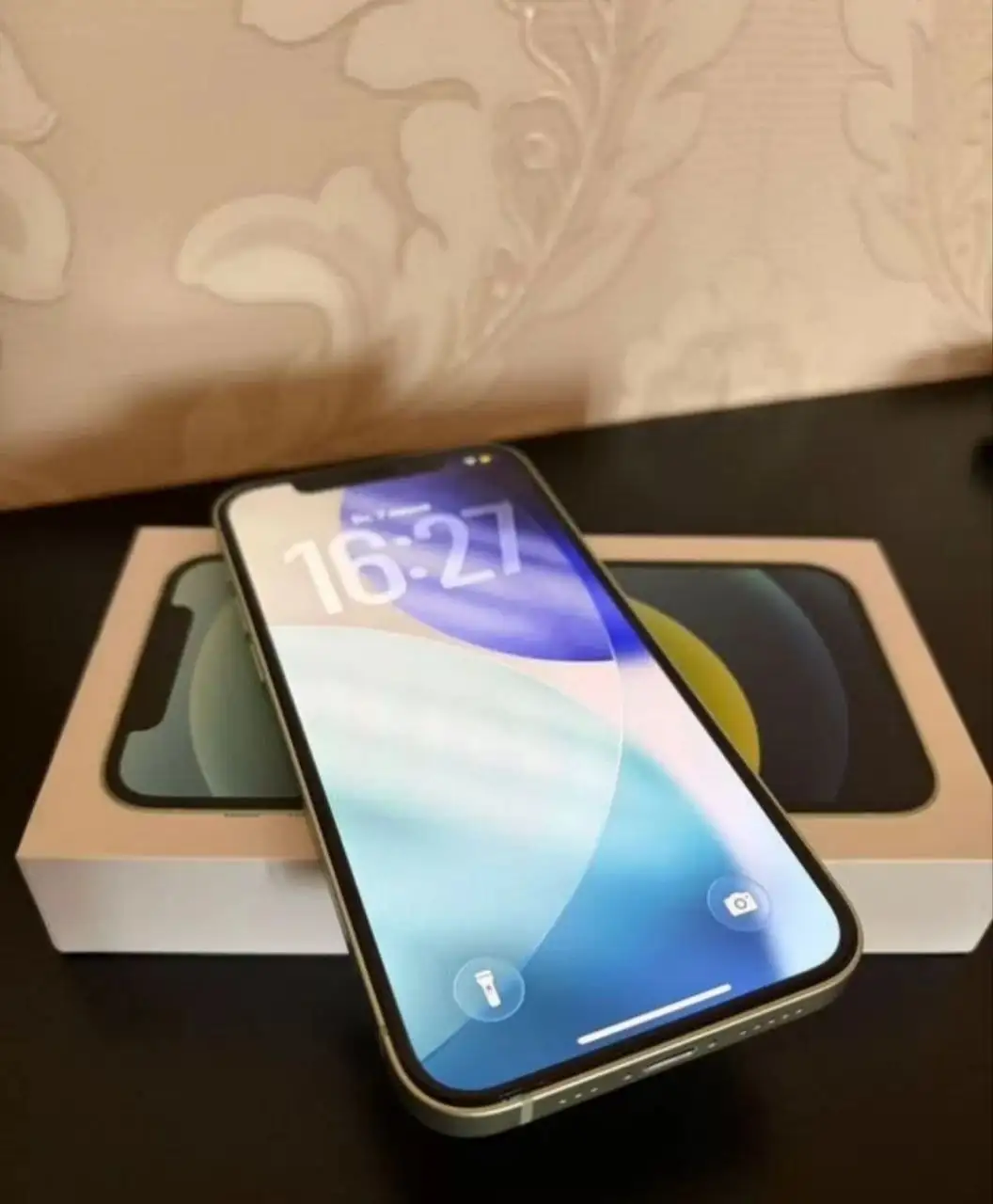 iPhone 12 64Gb - Смартфоны (Электроника) в Екатеринбург