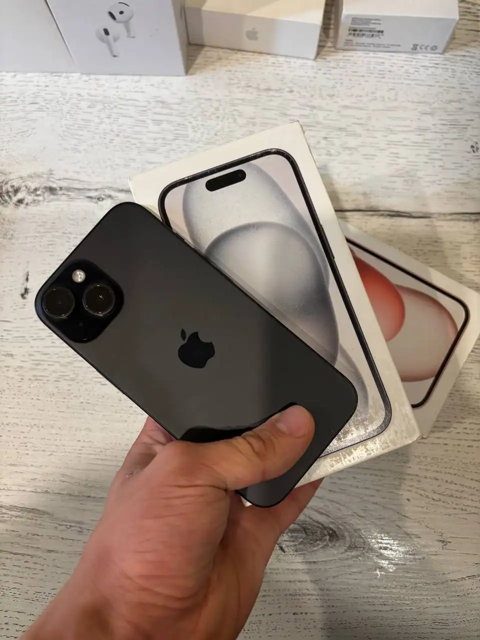 iPhone 15 с Airpods 4 в подарок - Смартфоны и гаджеты (Электроника) в Екатеринбург