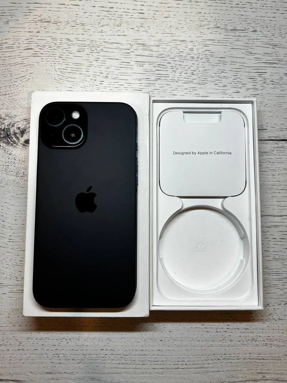 iPhone 15 с Airpods 4 в подарок - Смартфоны и гаджеты (Электроника) в Екатеринбург