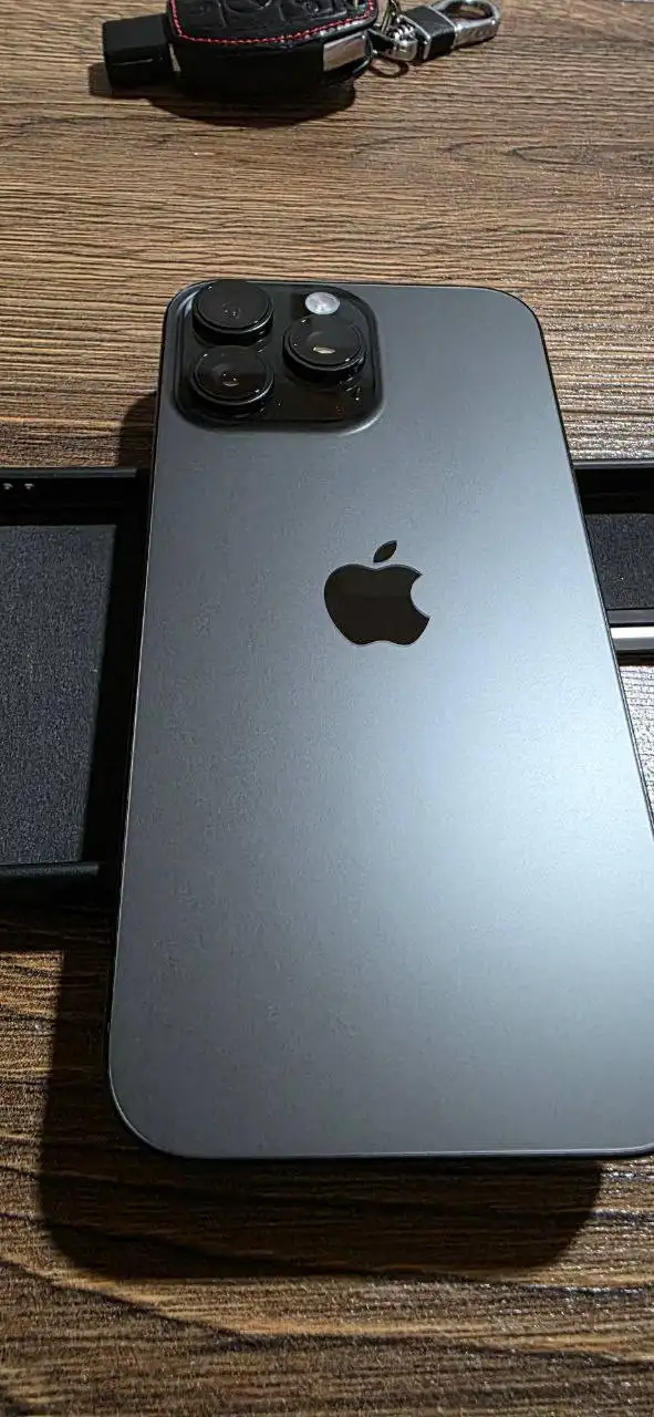 iPhone 16 Pro Max 256GB - как новый - Смартфоны (Электроника) в Екатеринбург