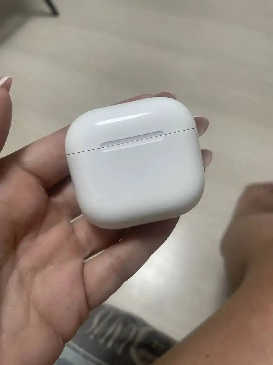 Продам AirPods 4 оригинал новые - Наушники (Электроника) в Екатеринбург