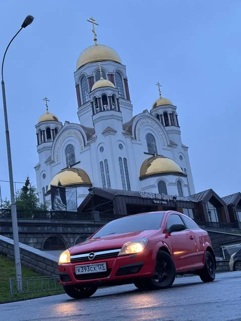 Hyundai Solaris 1.6 AT комплектация Cosmo - Аккумуляторы в Екатеринбург