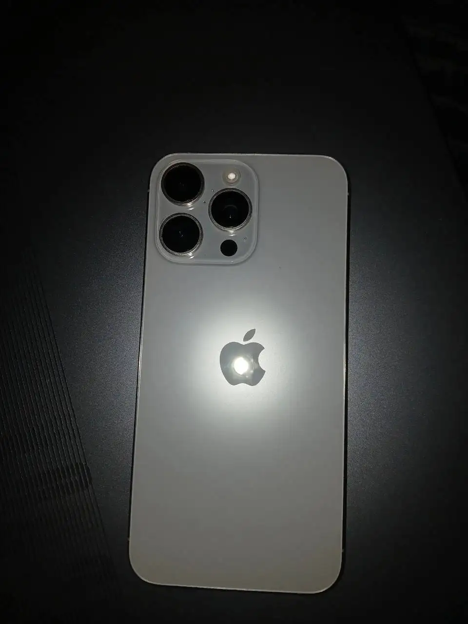 Продам белый iPhone 15 Pro Max 256 ГБ - Электроника в Екатеринбург
