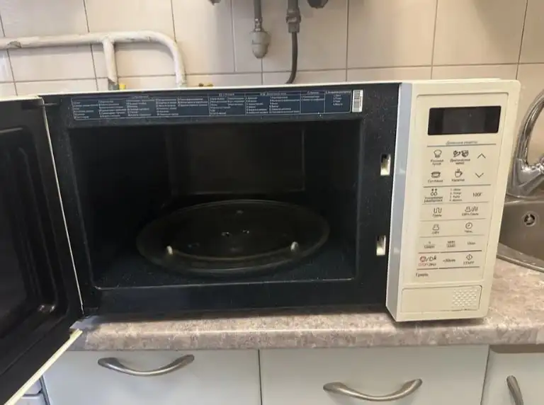 Микроволновка Samsung - Барахолка в Екатеринбург