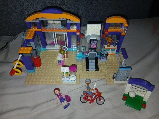 Продам 3 набора Lego Friends - Товары для кормления в Екатеринбург