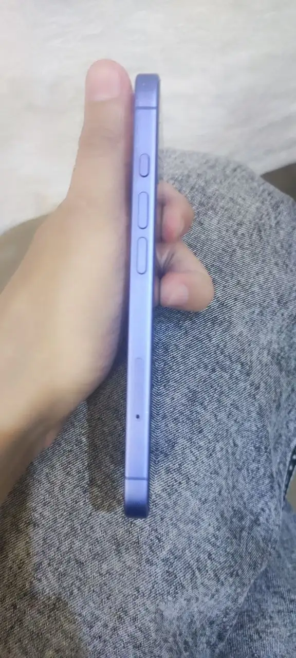 Продам iPhone 16 - Смартфоны (Электроника) в Екатеринбург