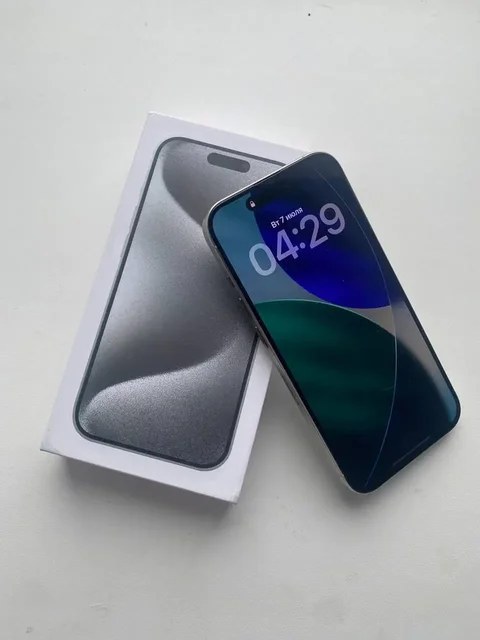 iPhone 15 Pro 128GB Natural Titanium - Игровые аксессуары в Екатеринбург