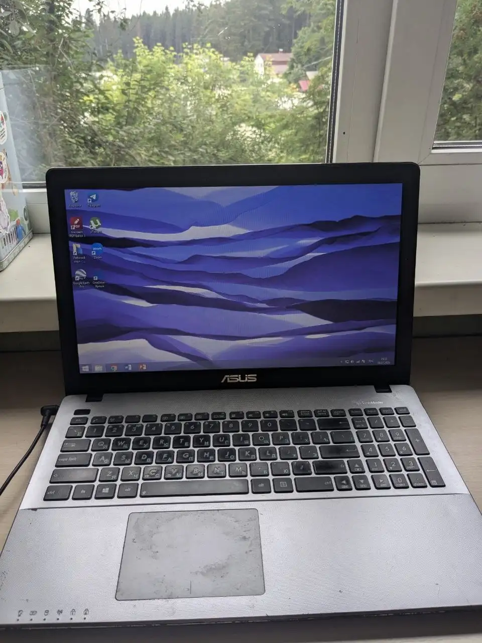 Ноутбук ASUS X550C в хорошем состоянии - Ноутбуки (Электроника) в Екатеринбург