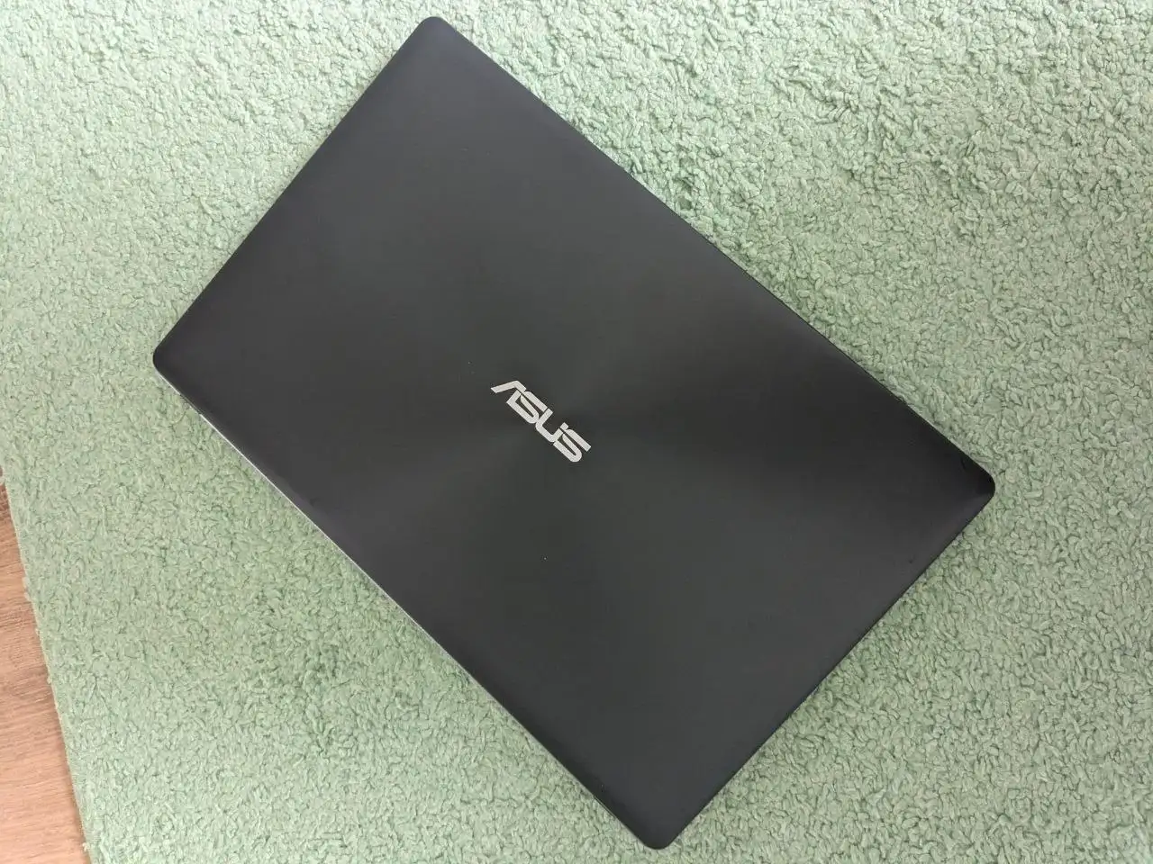 Ноутбук ASUS X550C в хорошем состоянии - Ноутбуки (Электроника) в Екатеринбург