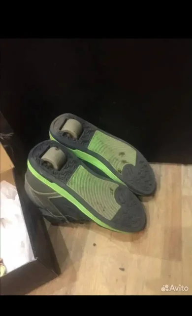 Продам кроссовки Heelys на колесиках - Обувь в Екатеринбург