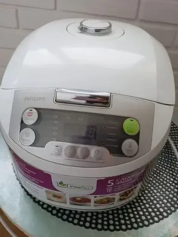Мультиварка Philips в отличном состоянии - Спальня в Екатеринбург