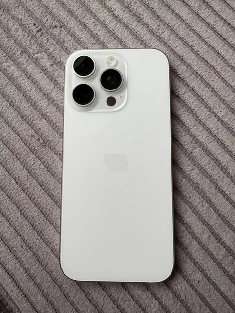 iPhone 16 Pro 128 ГБ, белый - Игровые аксессуары в Екатеринбург