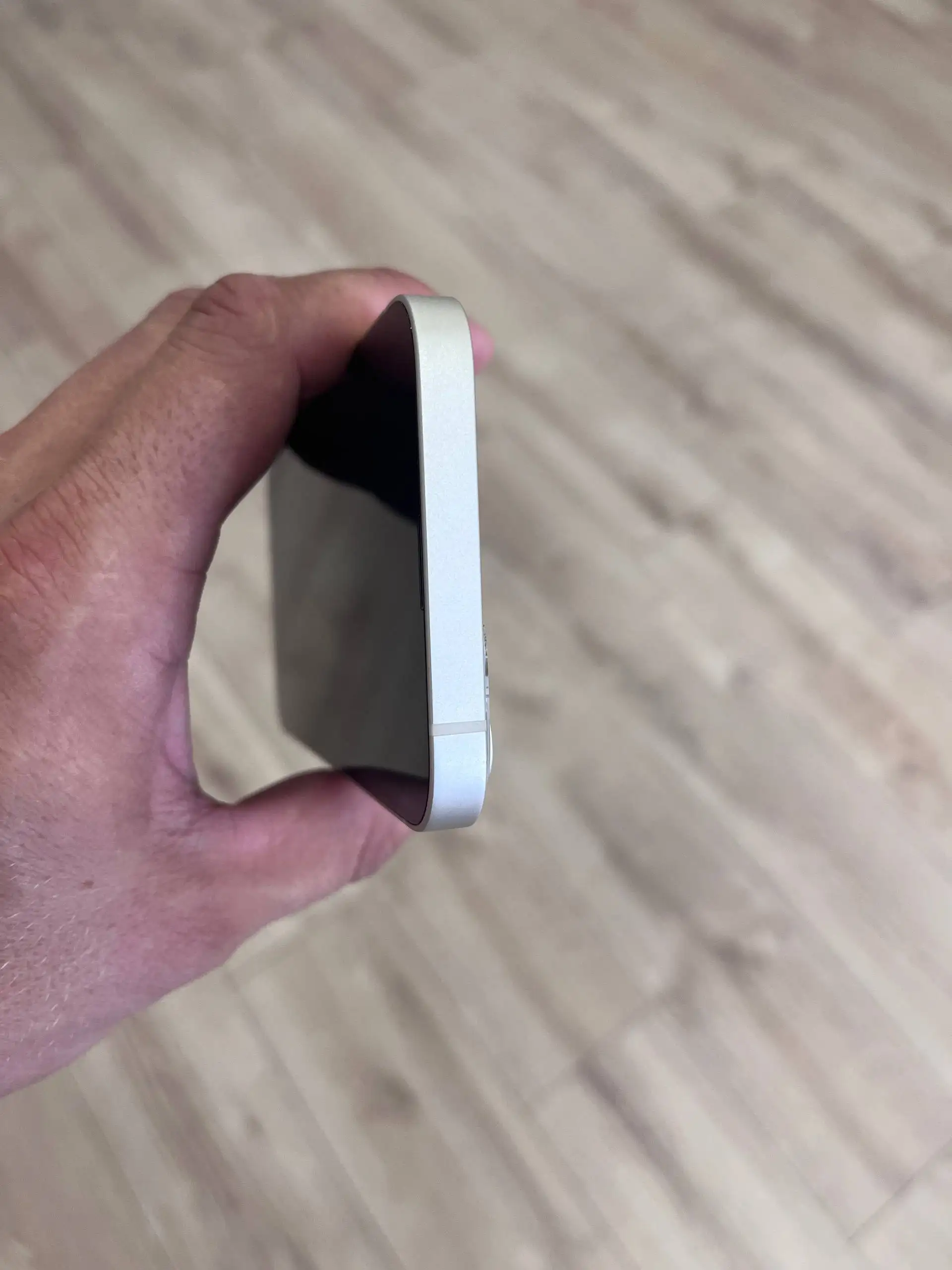 iPhone 13 128 ГБ в идеальном состоянии - Смартфоны и телефоны (Электроника) в Екатеринбург