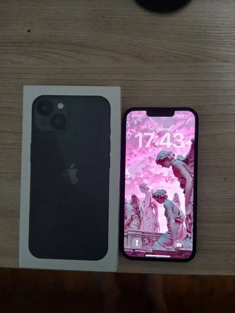 iPhone 13 256 Gb чёрный - Смартфоны и телефоны (Электроника) в Екатеринбург