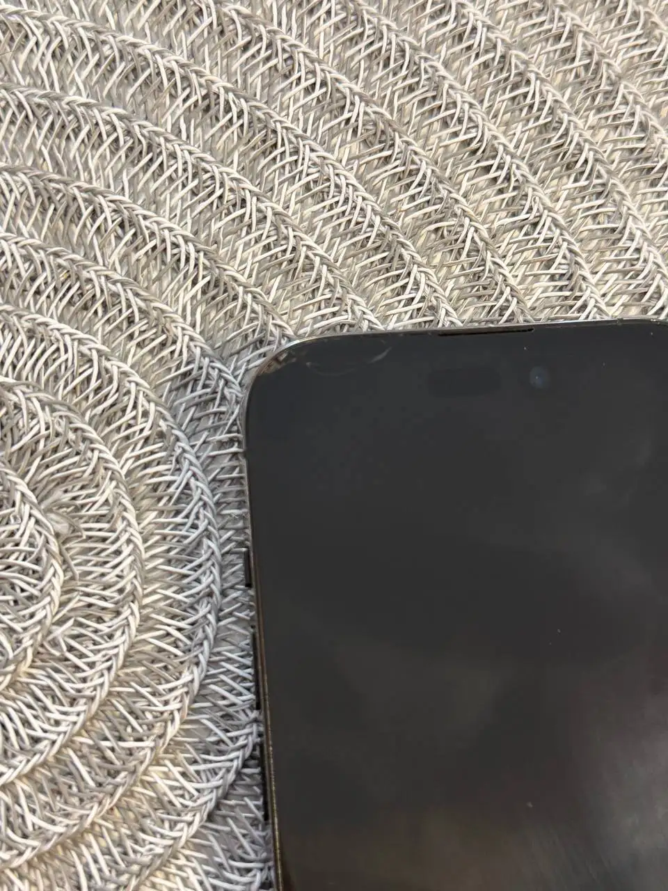iPhone 14 Pro 128GB в хорошем состоянии - Смартфоны (Электроника) в Екатеринбург