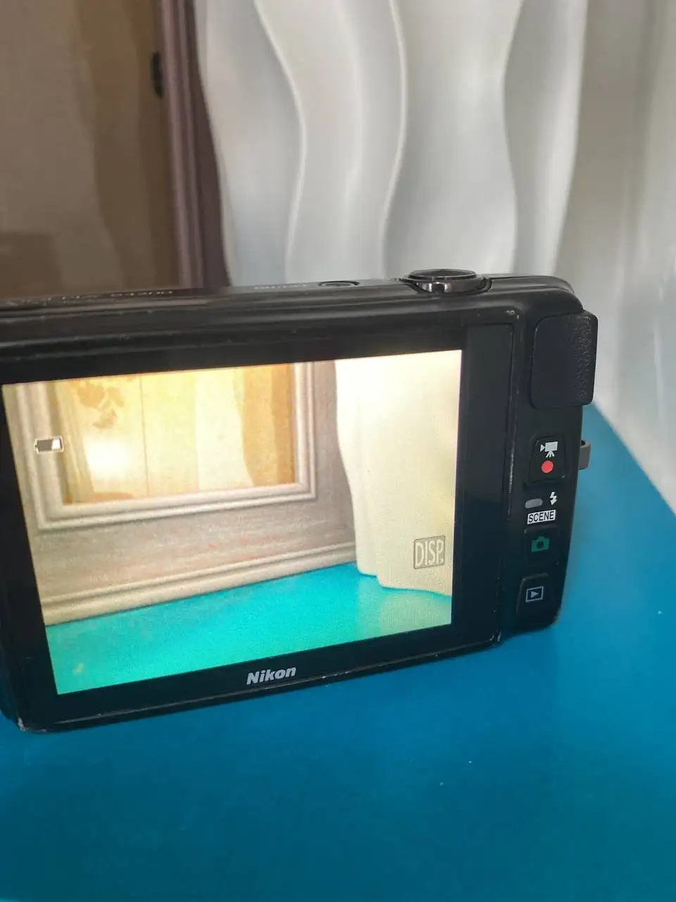 Цифровой компактный фотоаппарат - Фототехника (Электроника) в Екатеринбург