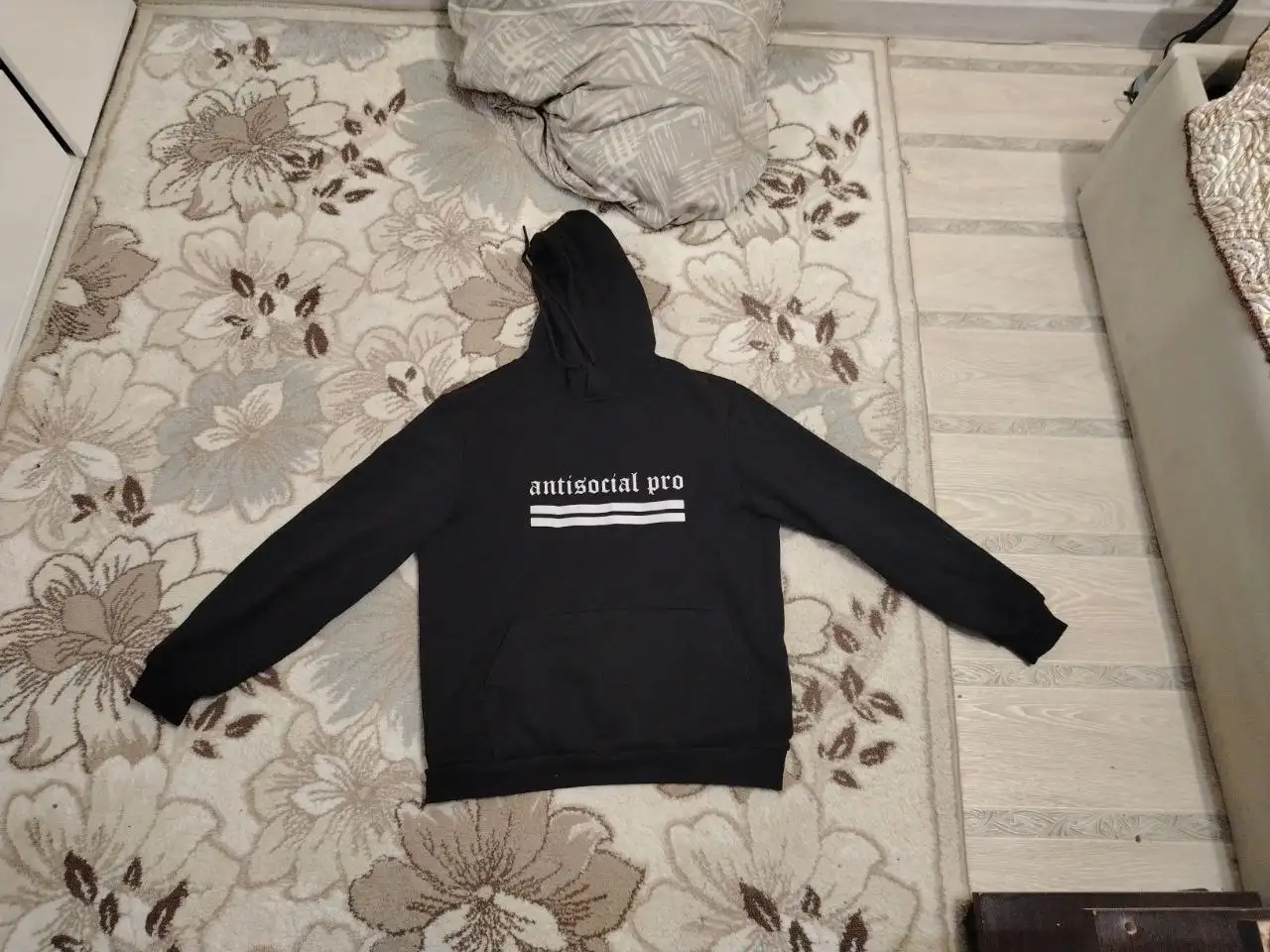 Продам худи Antisocial pro в хорошем состоянии - Одежда в Екатеринбург