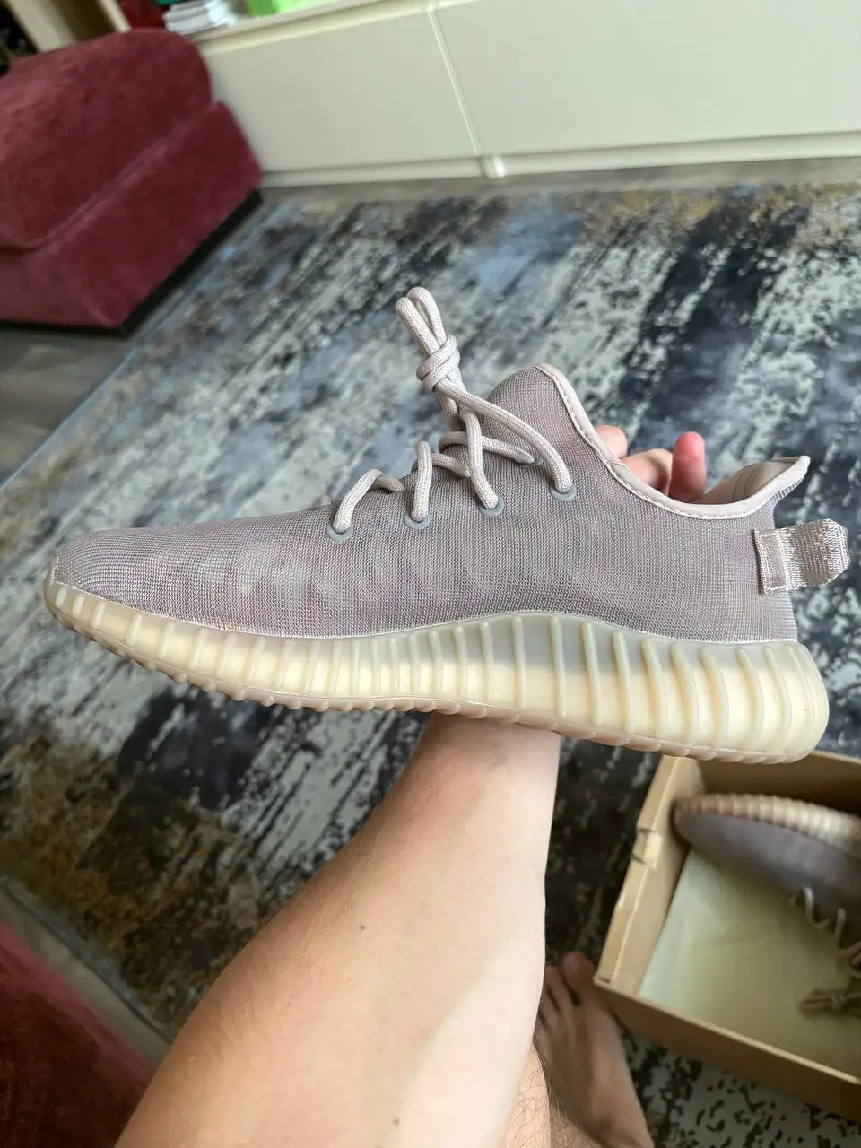 Продам новые кроссовки adidas Yeezy Boost 350 - Обувь (Одежда) в Екатеринбург