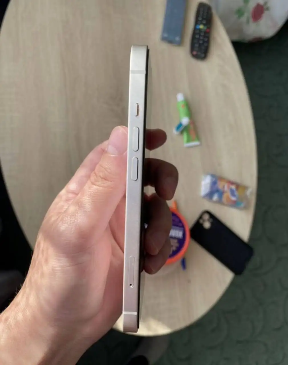 Обменяю iPhone 13 256 ГБ - Электроника в Екатеринбург