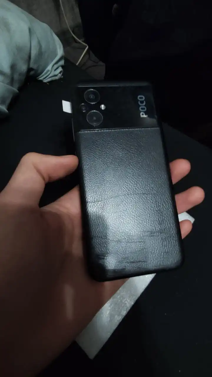 Продам телефон POCO M5 4/64