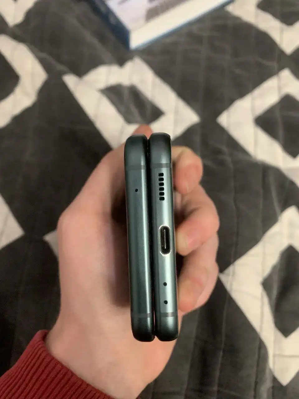 SAMSUNG Galaxy z flip 3 256Gb зеленый