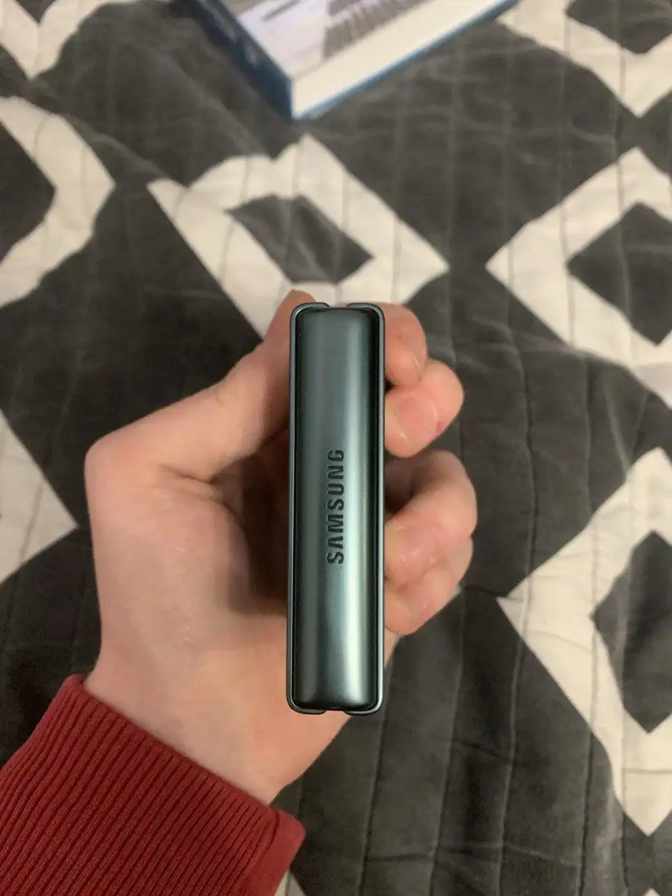 SAMSUNG Galaxy z flip 3 256Gb зеленый