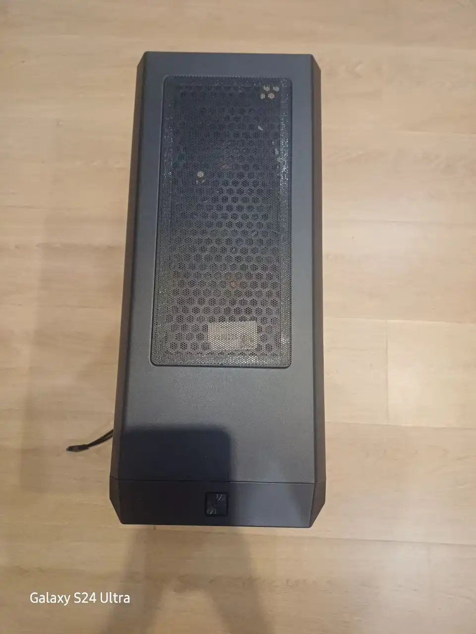 Продам корпус есть чек без коробки