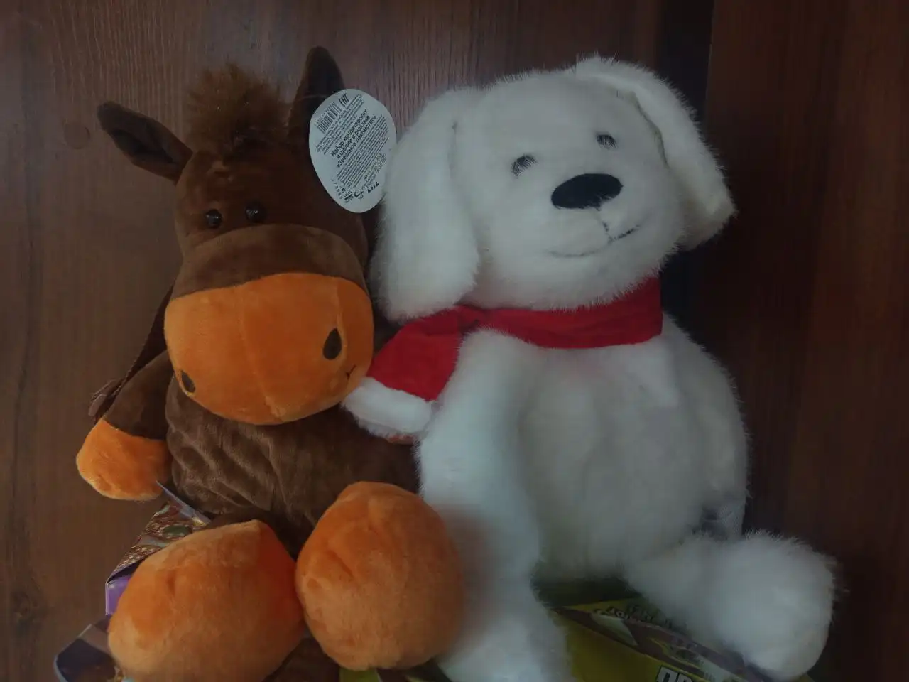 Новогодние подарки и игрушки в Новокузнецке