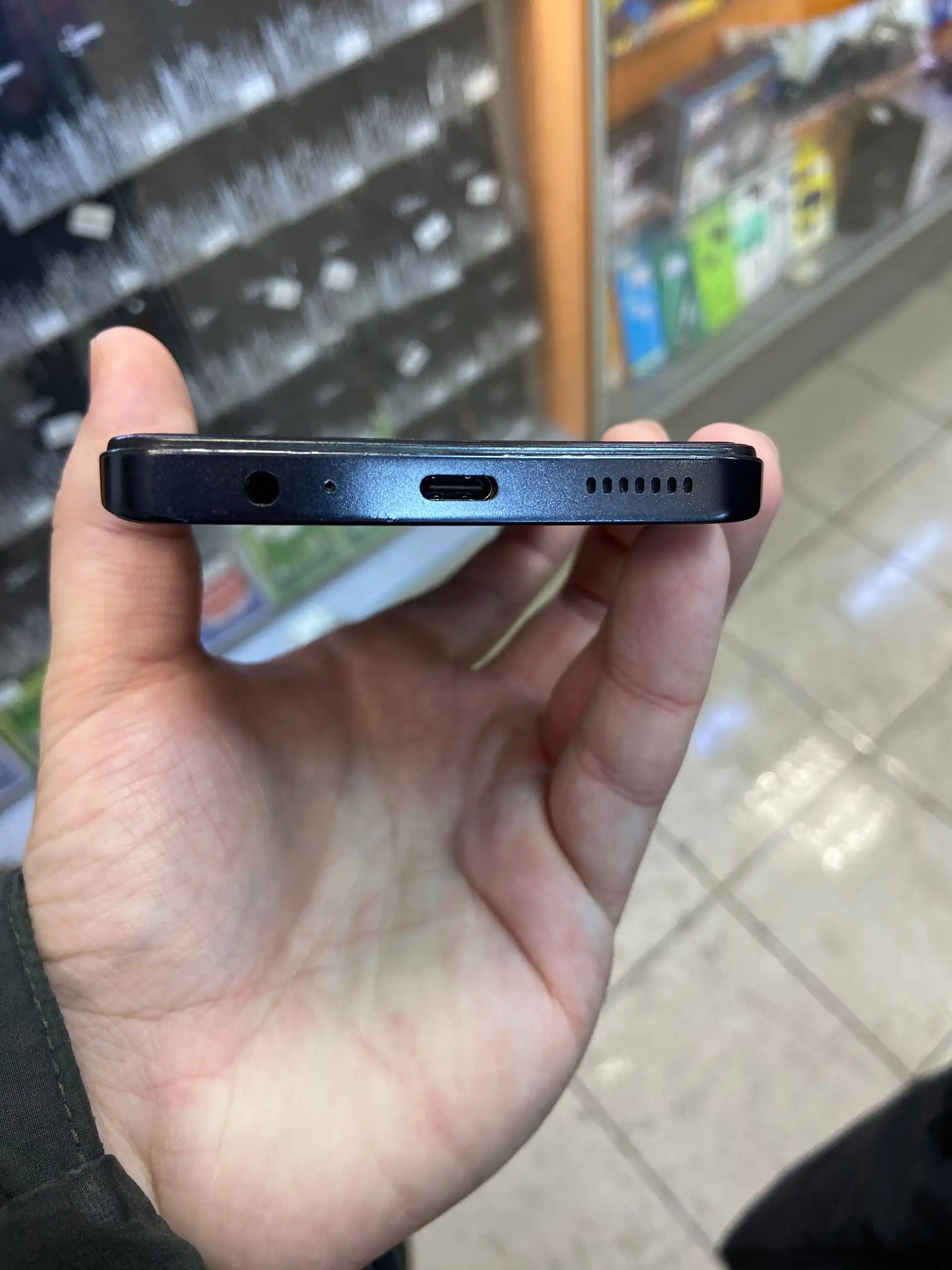 Продам Tecno Pova 6 Neo 8+8/128