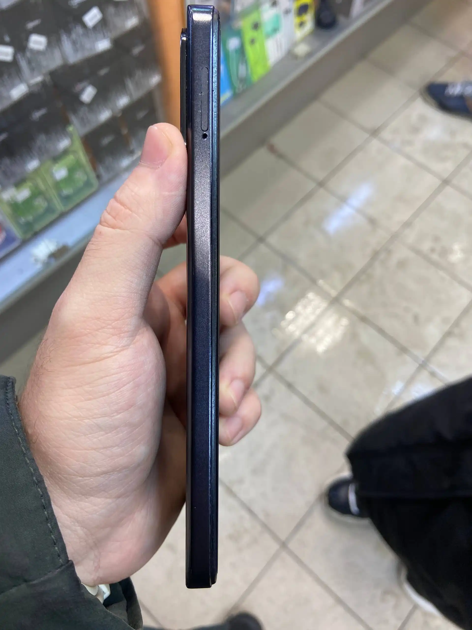 Продам Tecno Pova 6 Neo 8+8/128