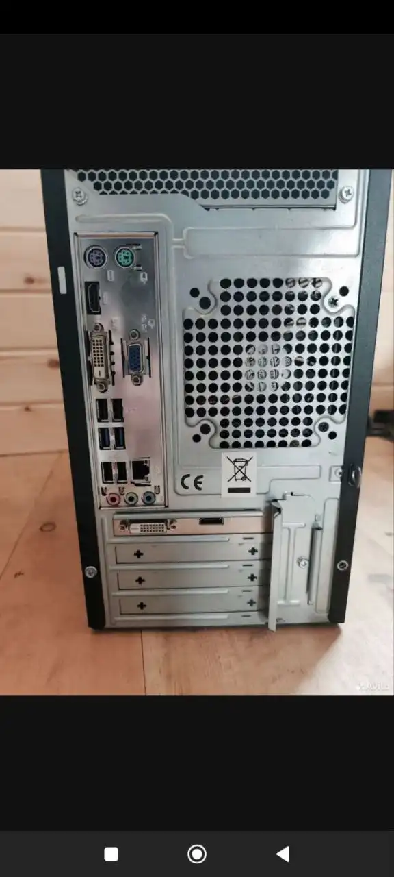 Игровой системный блок с монитором