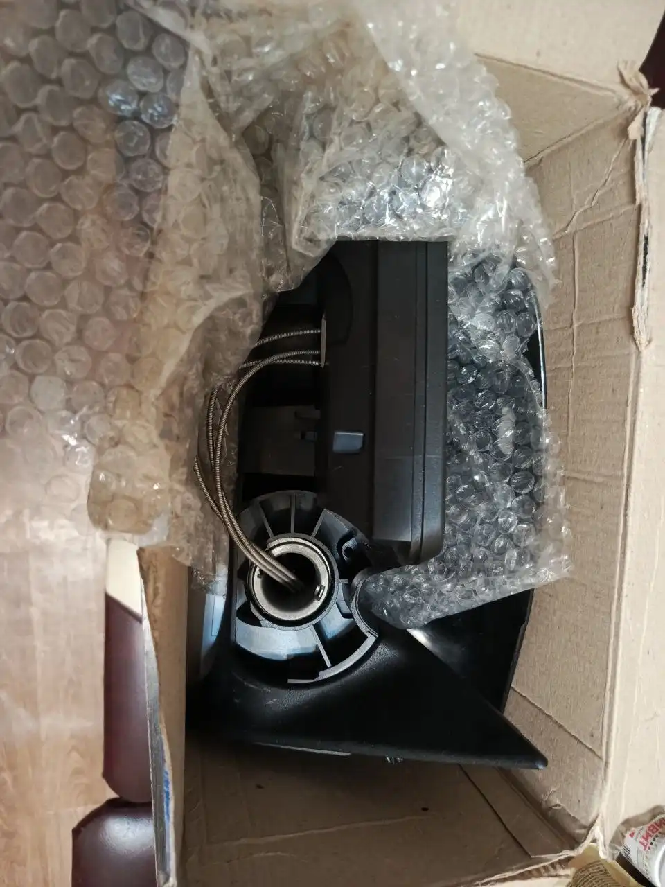 Наружное зеркало правое на Лада Гранта 2190