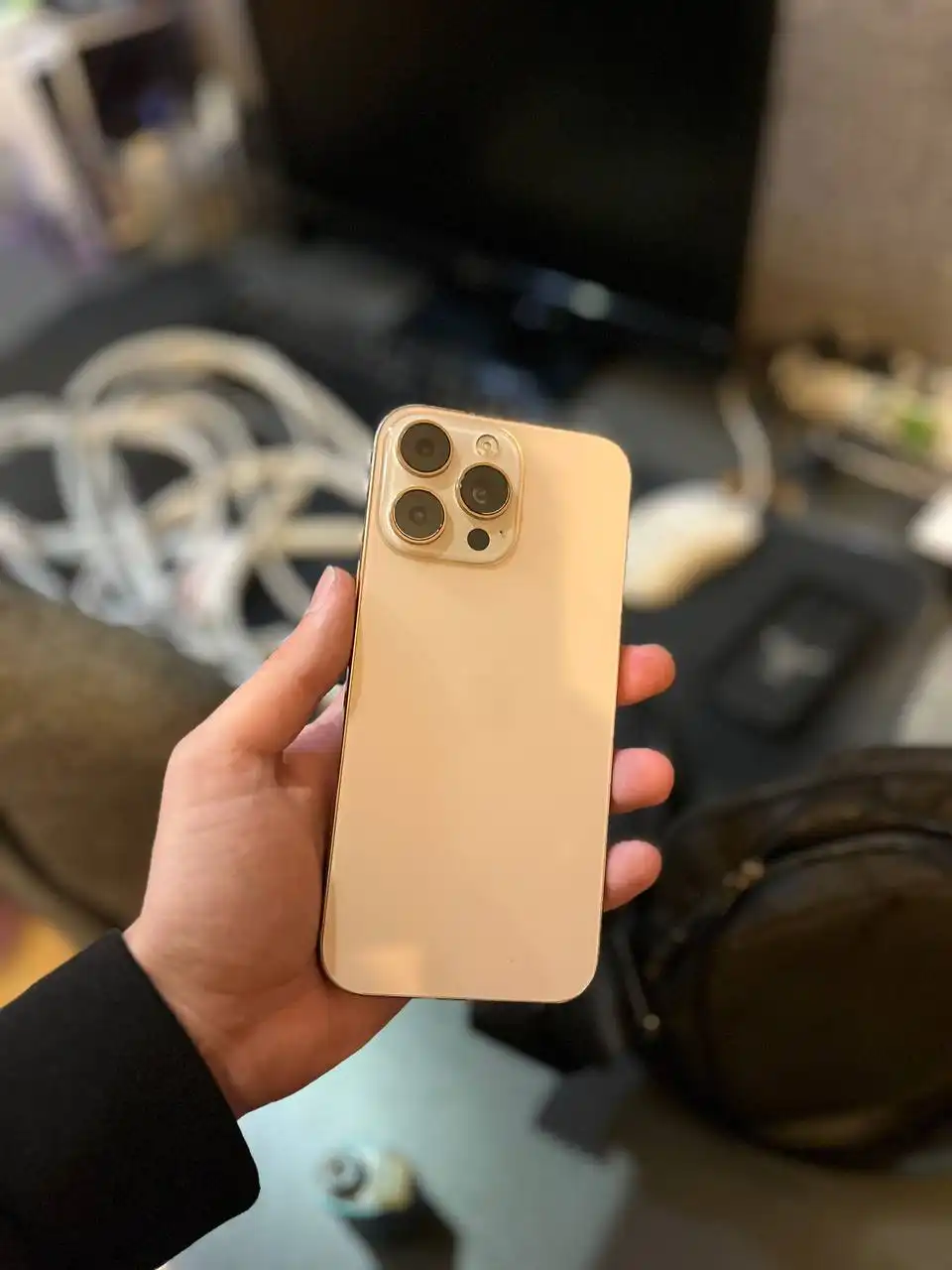 Продам копию iPhone 16 Pro Max и Redmi смарт-часы