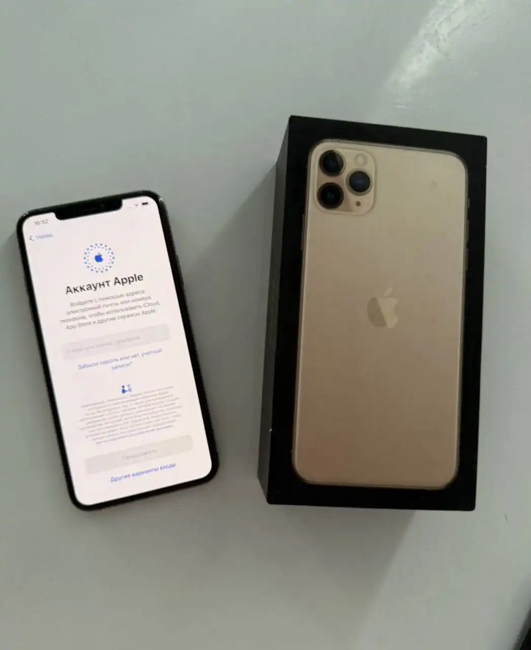 iPhone 11 Pro Max 256 ГБ в идеальном состоянии