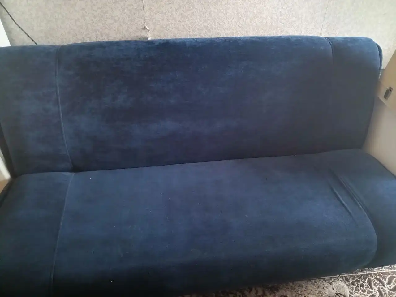 Продам диван в хорошем состоянии