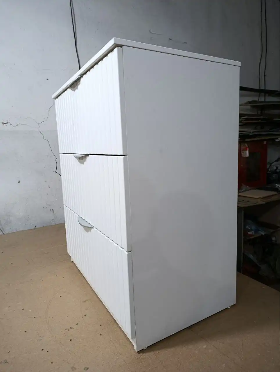 Продам новый комод с фасадами МДФ