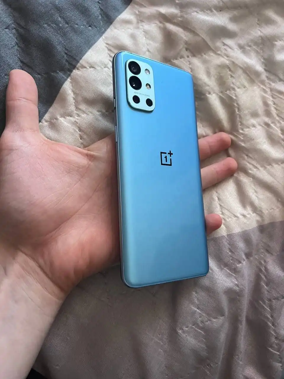 OnePlus 9R для обмена