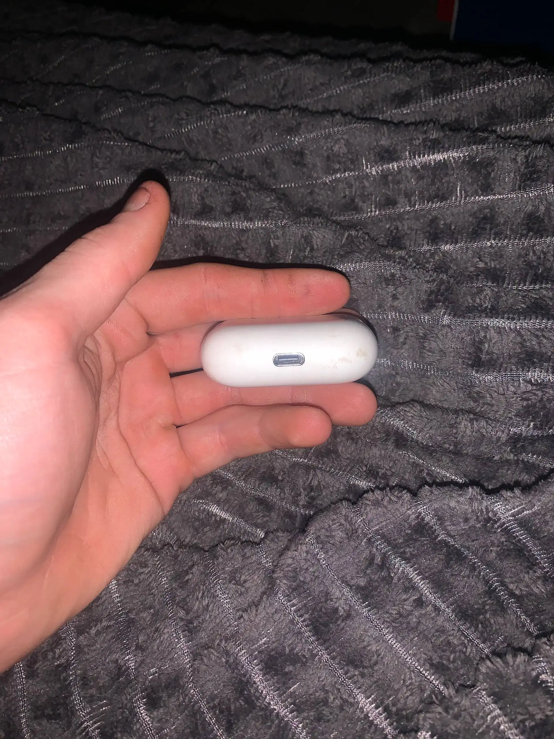 Продам наушники на подобии аирподс