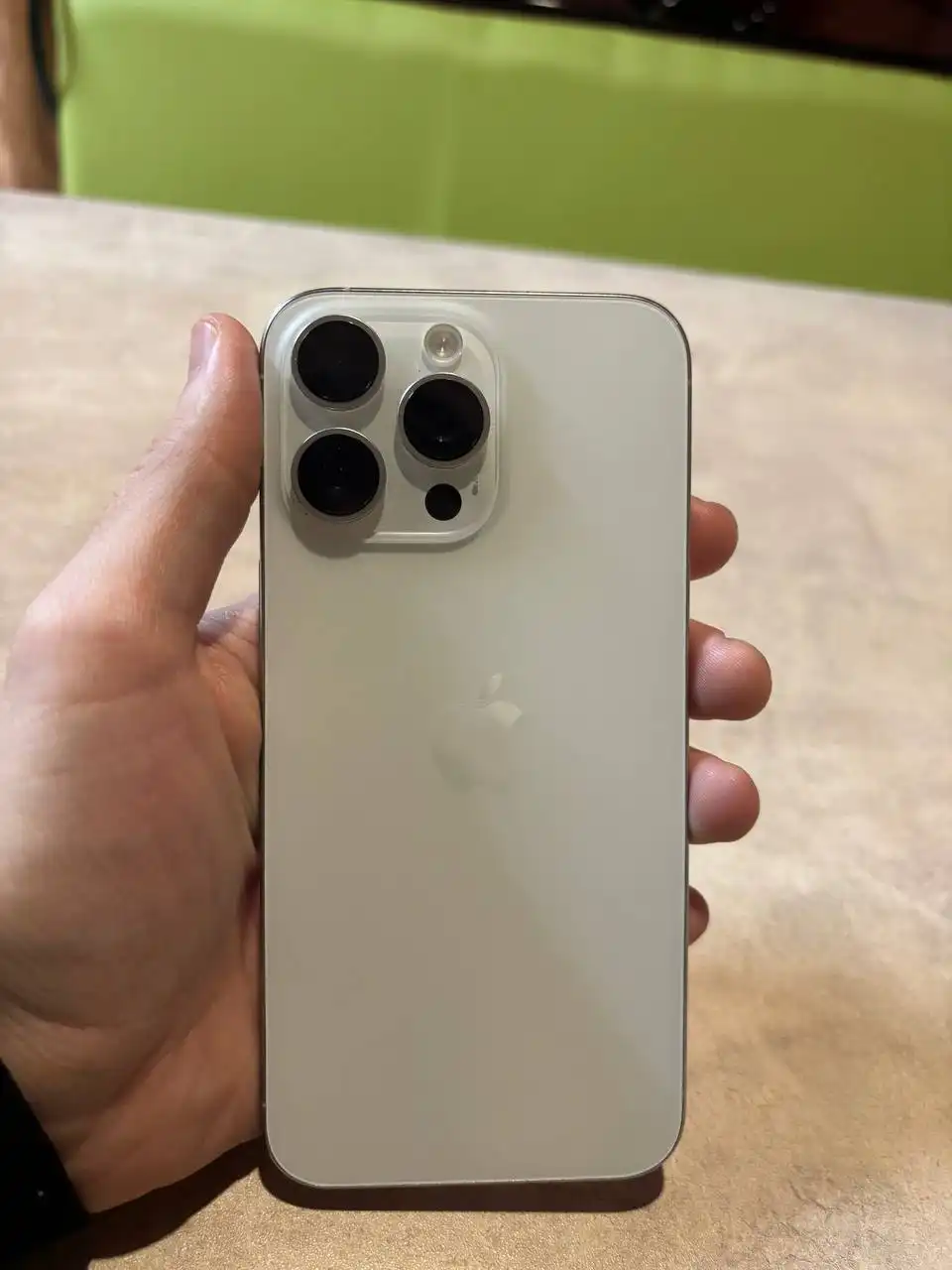 Продам iPhone 15 Pro Max в идеальном состоянии