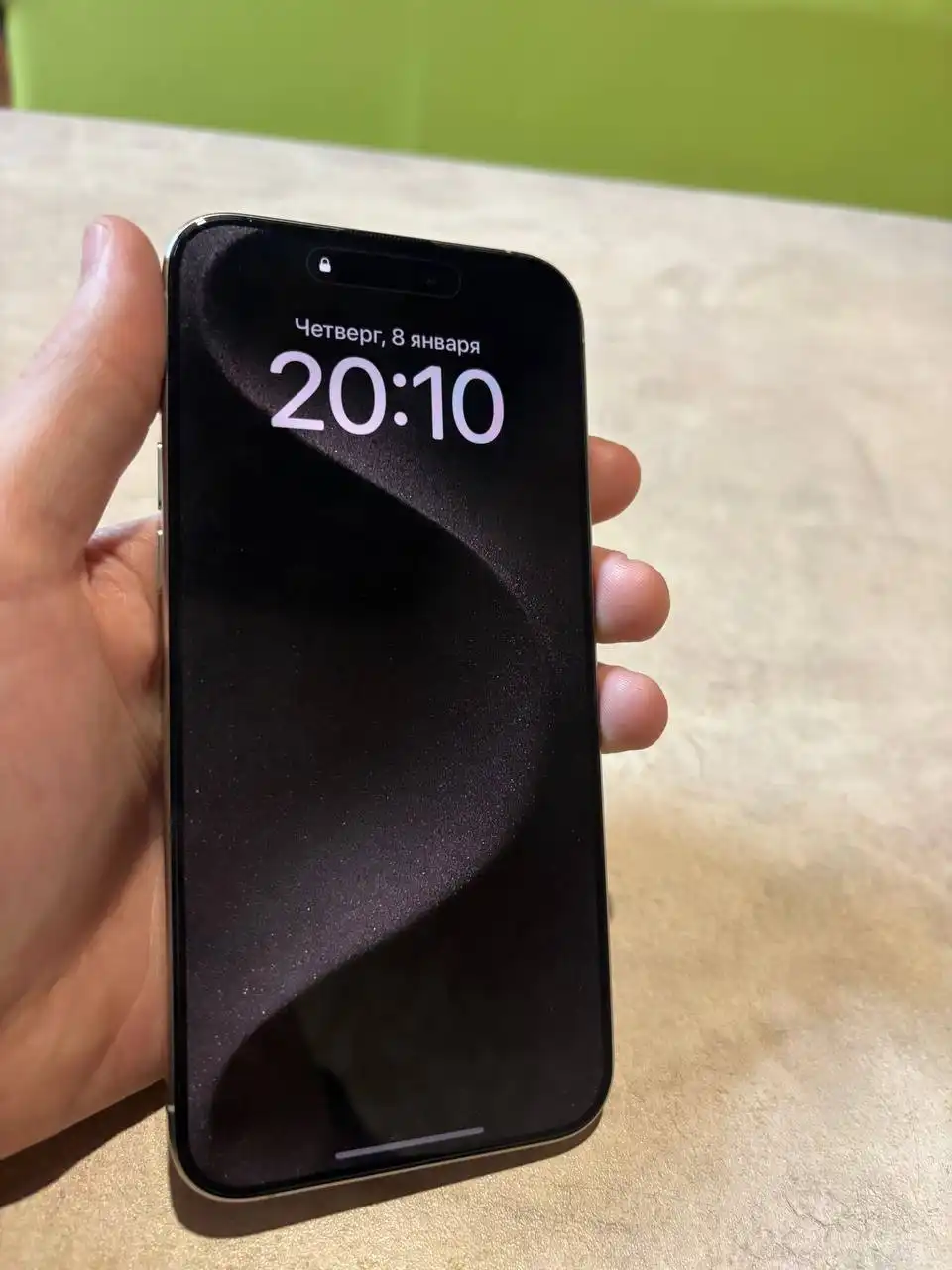 Продам iPhone 15 Pro Max в идеальном состоянии