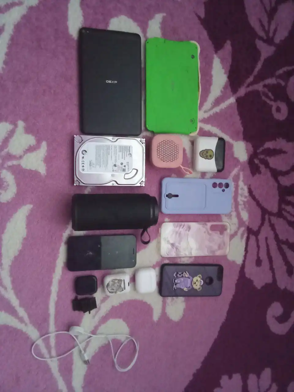 Продажа б/у планшетов, колонок, наушников и другой электроники - Электроника в Новокузнецк