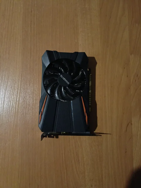 Продажа видеокарты - Аксессуары для телефонов в Новокузнецк