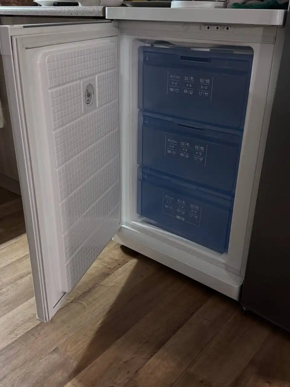 Отдам даром бытовую технику и детскую кроватку - Барахолка в Новокузнецк