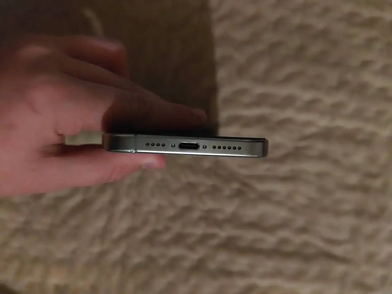 Продам iPhone 15 Pro Max - Смартфоны (Электроника) в Новокузнецк