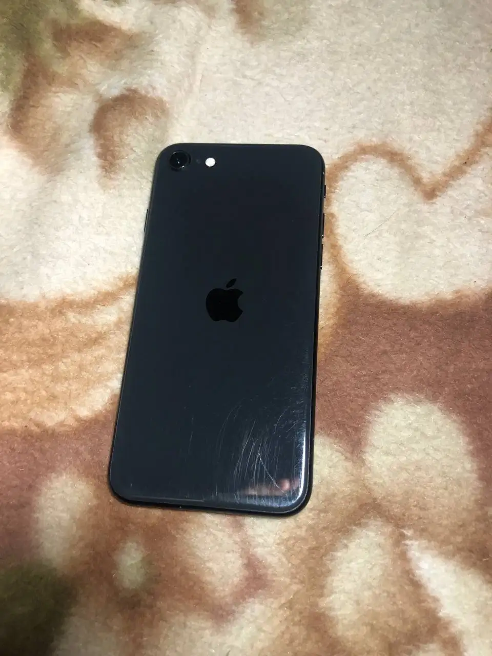 Обмен iPhone SE 2020 128 ГБ - Смартфоны (Электроника) в Новокузнецк