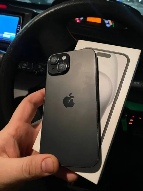 iPhone 15 128GB и iPhone 11 Pro Max 256GB - Компьютеры в Новокузнецк
