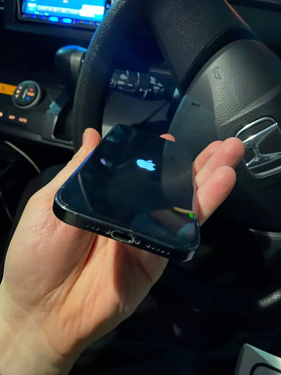 iPhone 15 128GB и iPhone 11 Pro Max 256GB - Смартфоны (Электроника) в Новокузнецк