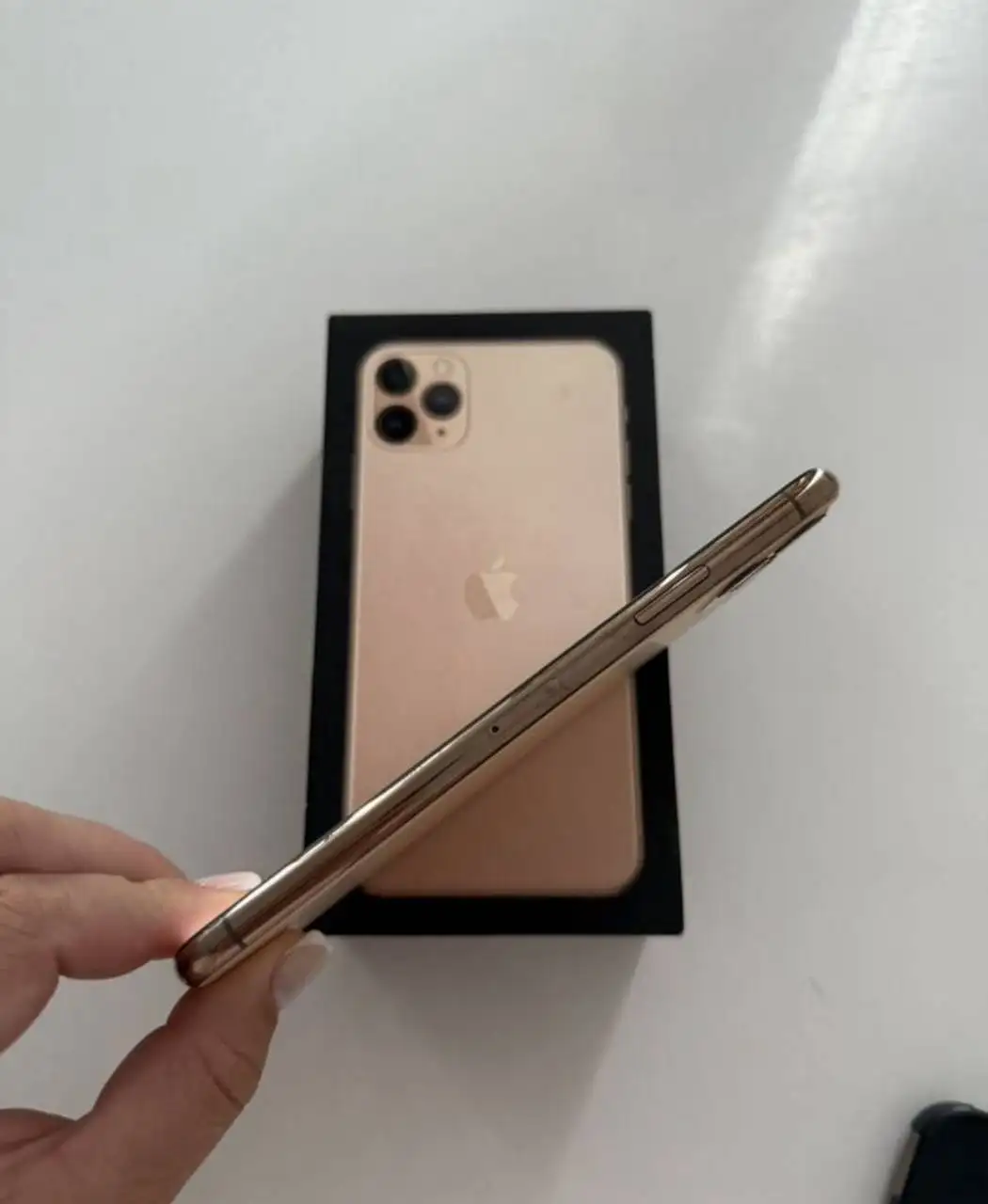 iPhone 15 128GB и iPhone 11 Pro Max 256GB - Смартфоны (Электроника) в Новокузнецк