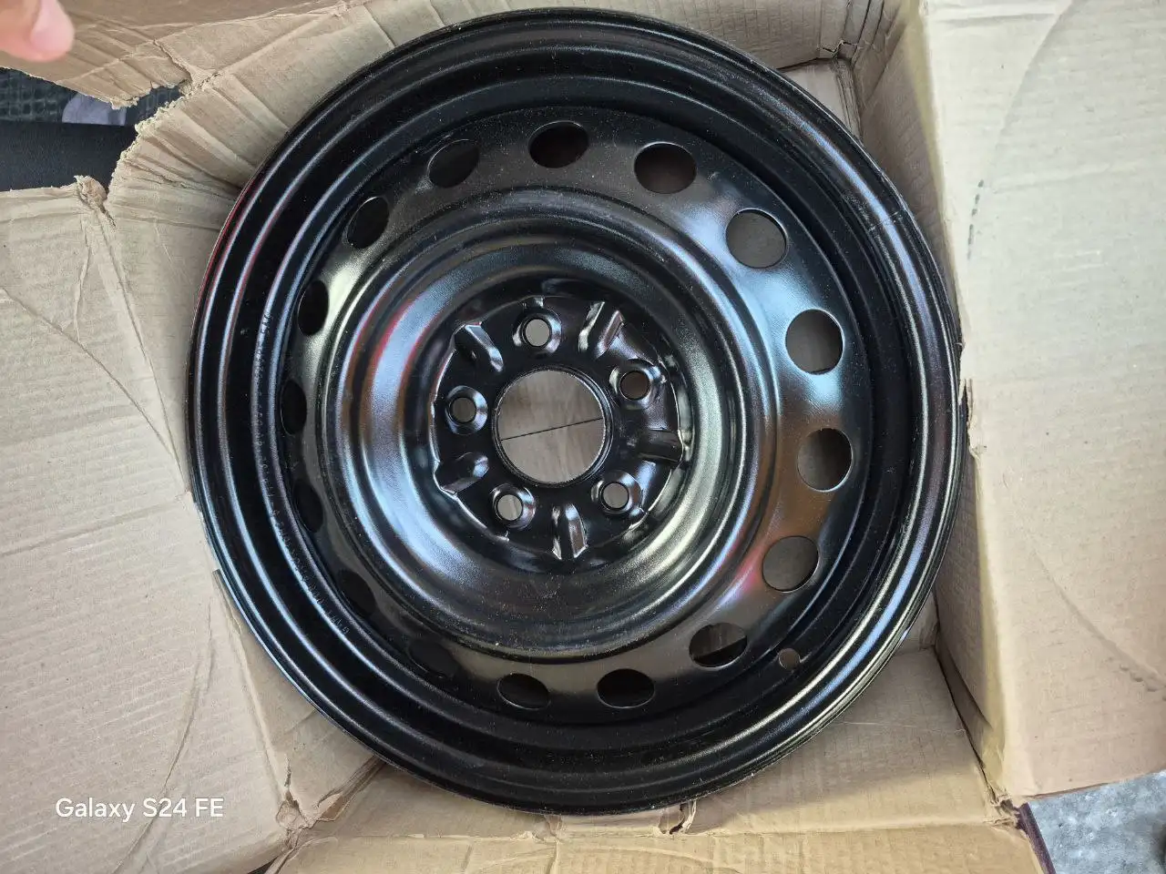 Продам штампованные диски R16 - Диски и шины (Авто) в Новокузнецк